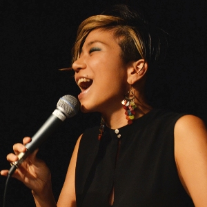 Lyn Live “Soul To Soul”